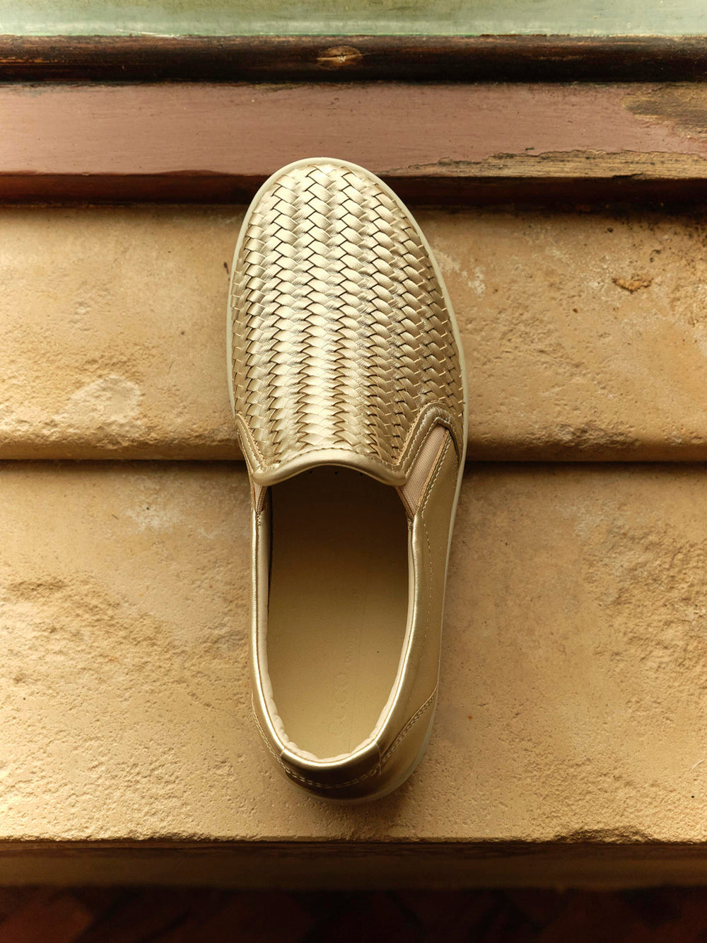 Soft 7 Women's Woven Leather Slip-On Sneaker