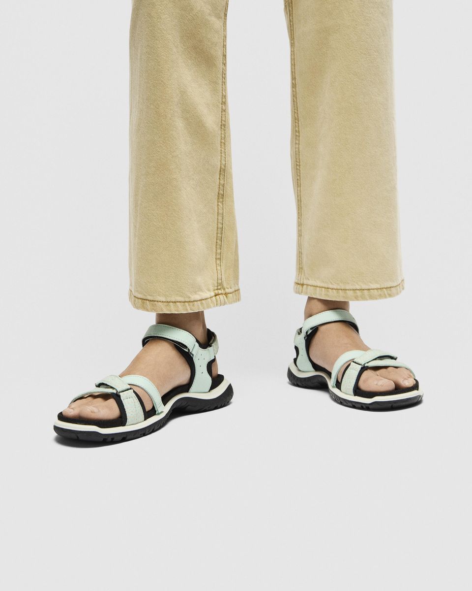 Offroad Roam Women's Sandal