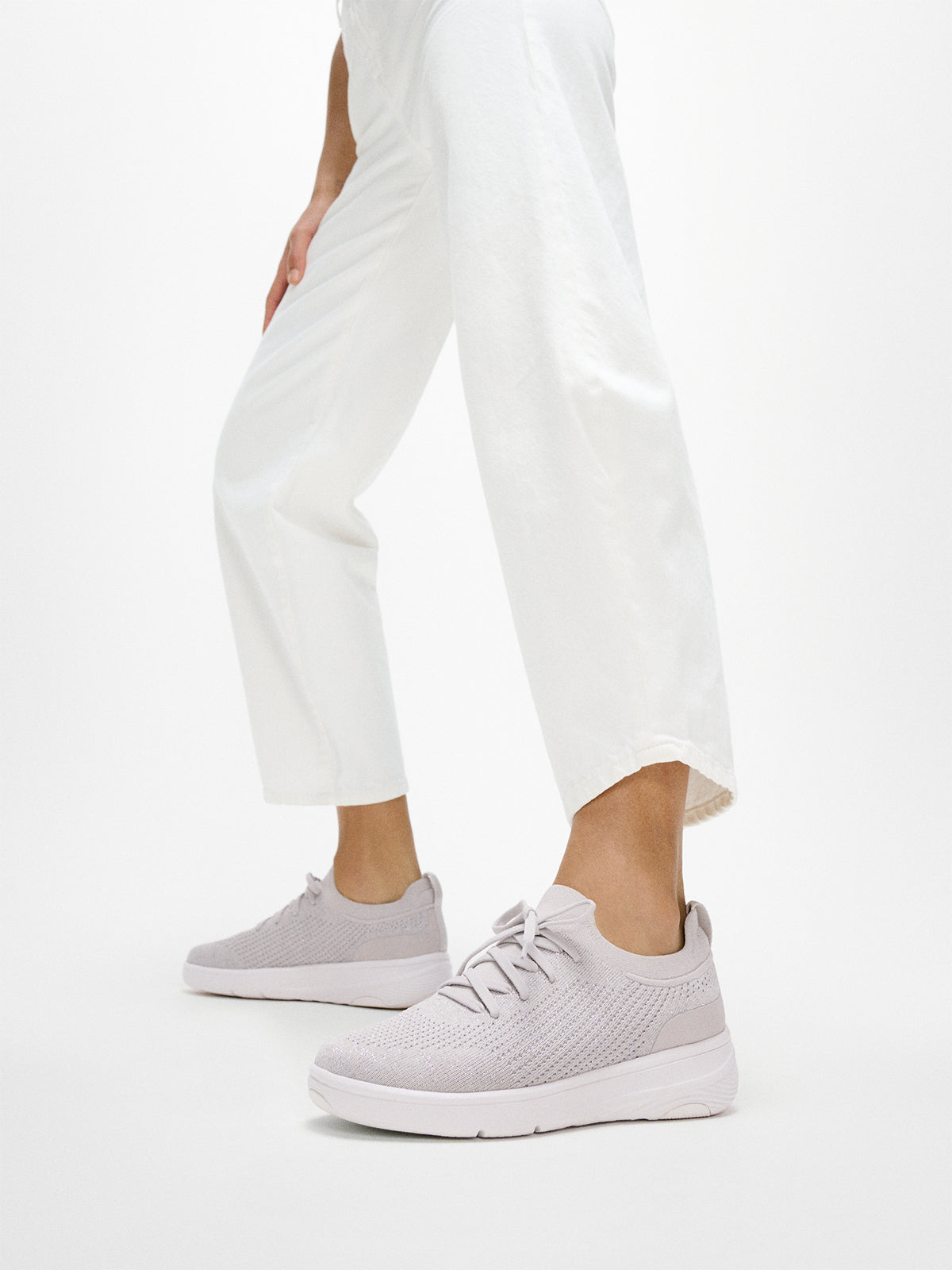 Fit Flop Super-Q Knit Slip-On Laced Sneakers in Grey