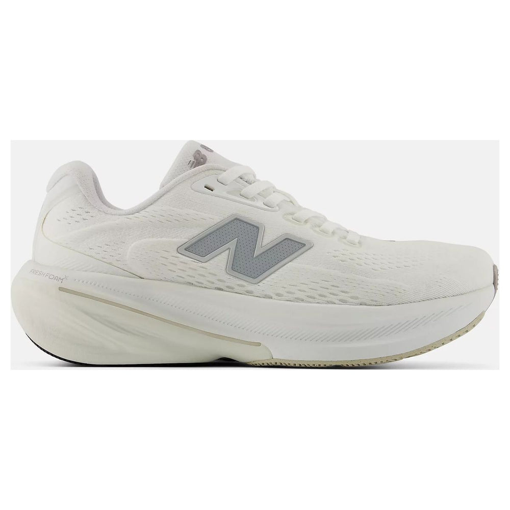 New Balance Women's Fresh Foam X 860v15 in White Silver
