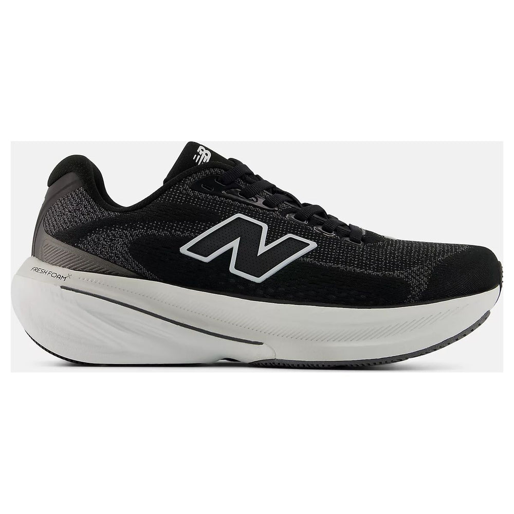 New Balance Women's Fresh Foam X 860v15 in Black White
