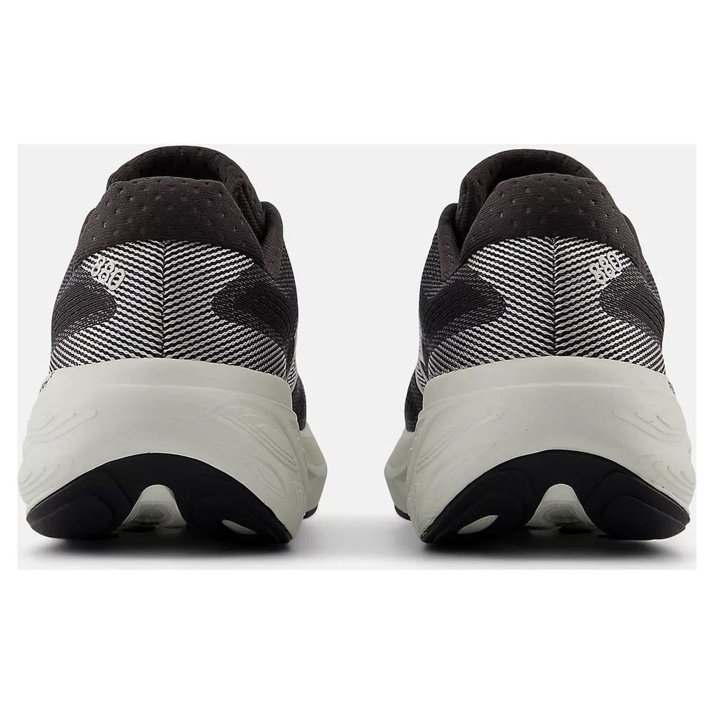 New Balance Women's Fresh Foam X 880v15 Running Shoe – Black