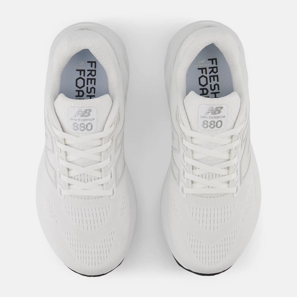 New Balance Women's Fresh Foam X 880v15 in White
