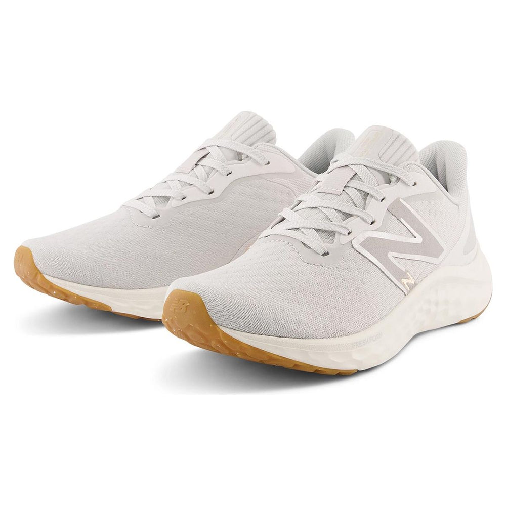 New Balance Women's Fresh Foam Arishi v4 in White