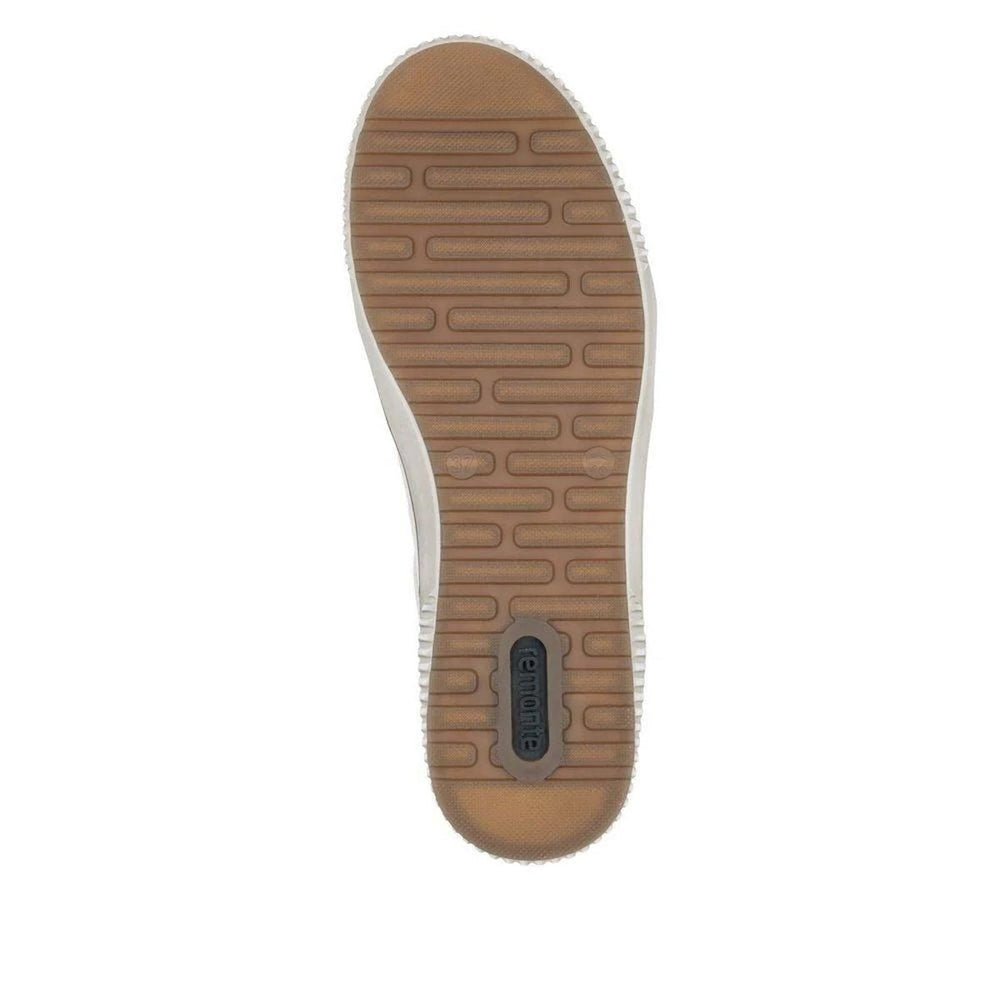 Remonte Eagle D0701 Women's Lace Up Shoe in Chestnut