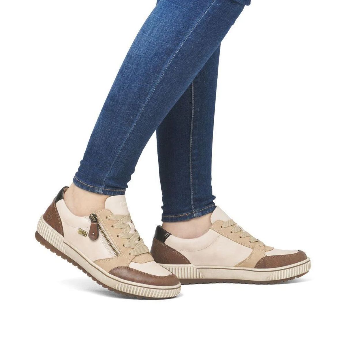 Remonte Eagle D0701 Women's Lace Up Shoe in Chestnut