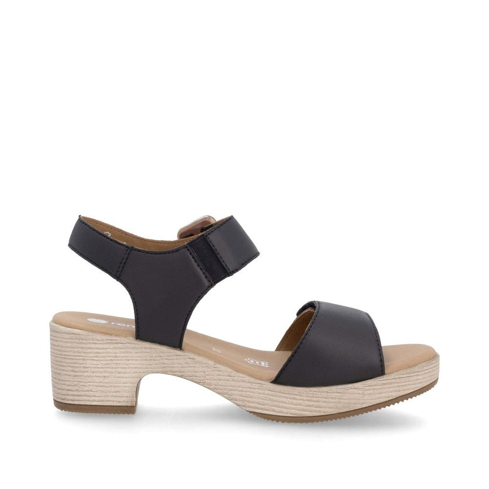 D0N52 Strap Sandal