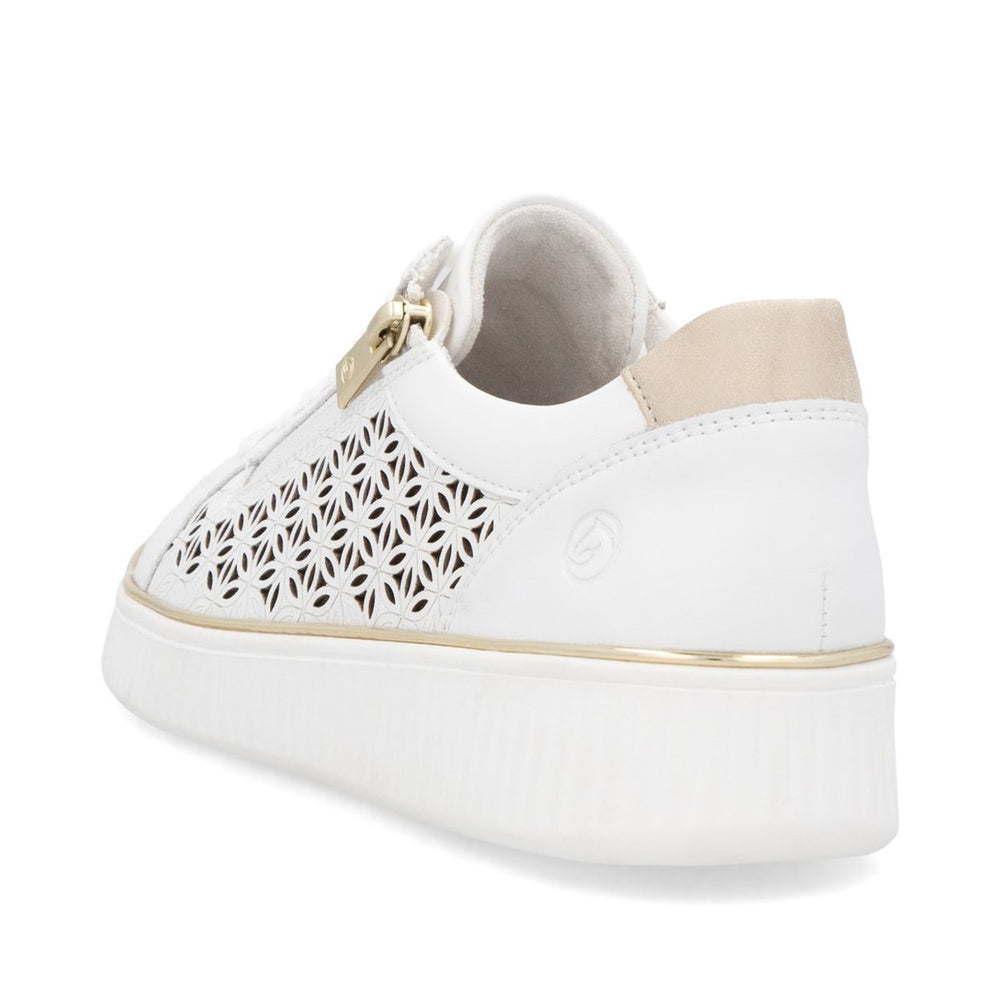D2E00 Side Zip Sneaker