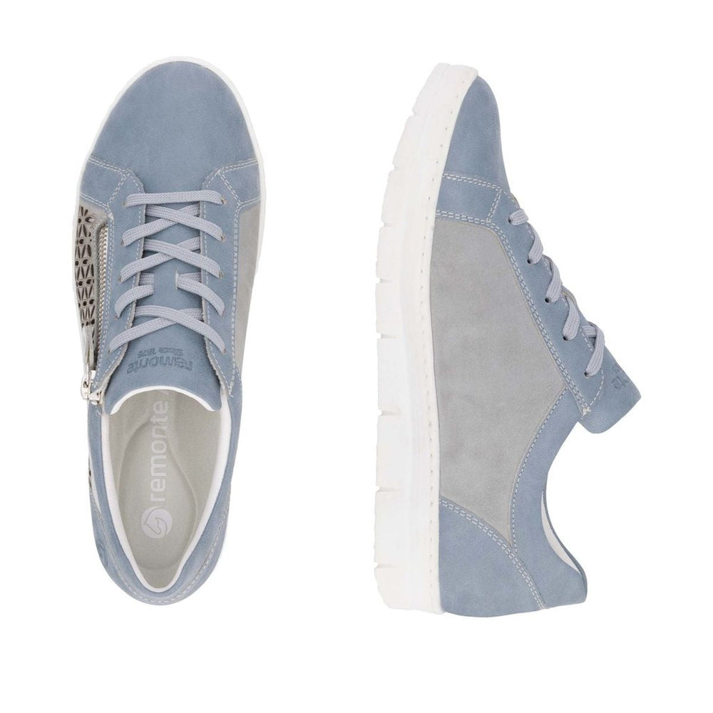 D5830 Lace Up Sneakers
