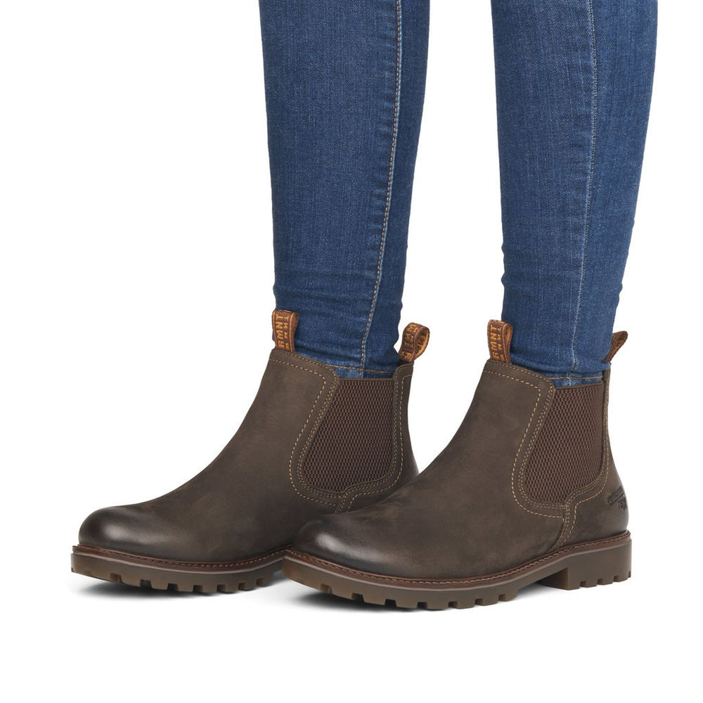 D8472 Chelsea Boots