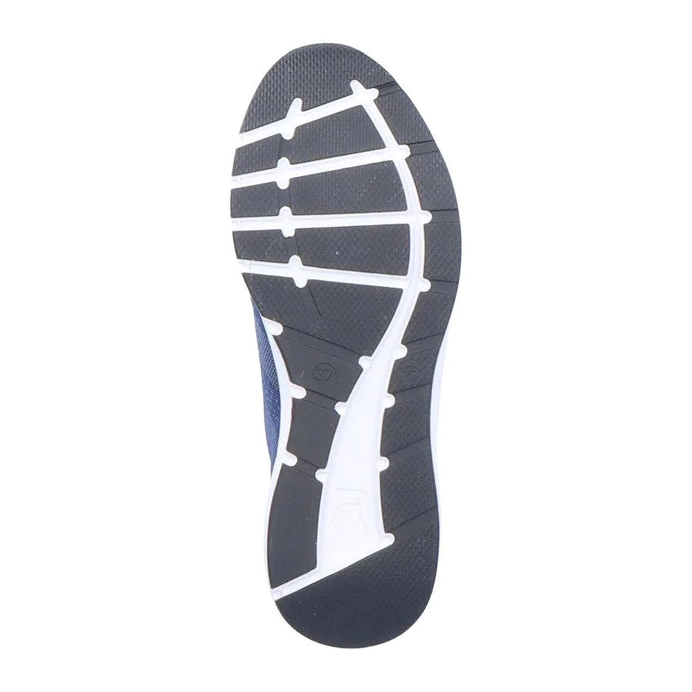 40106 Lace Up Sneaker