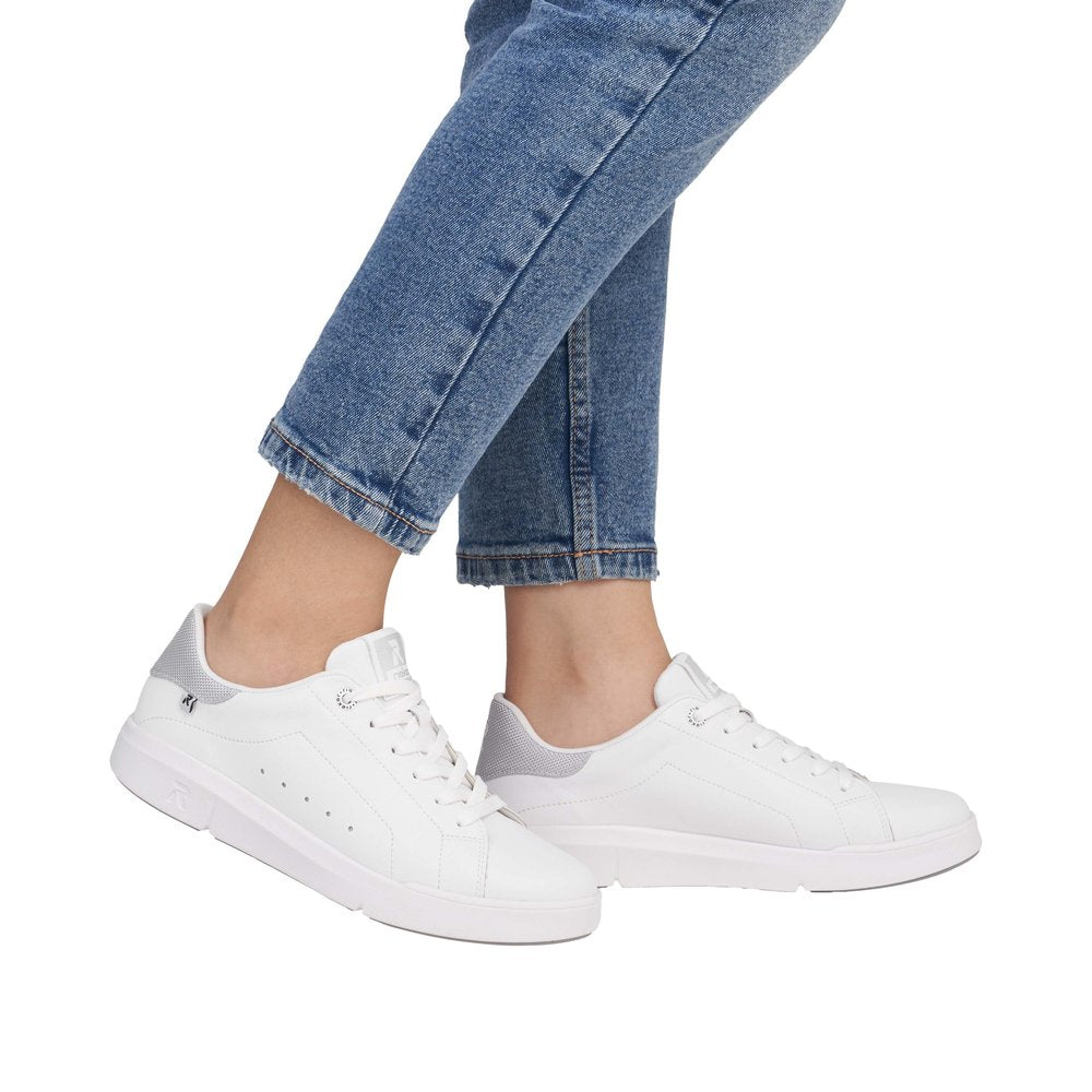 41902 Lace Up Sneaker