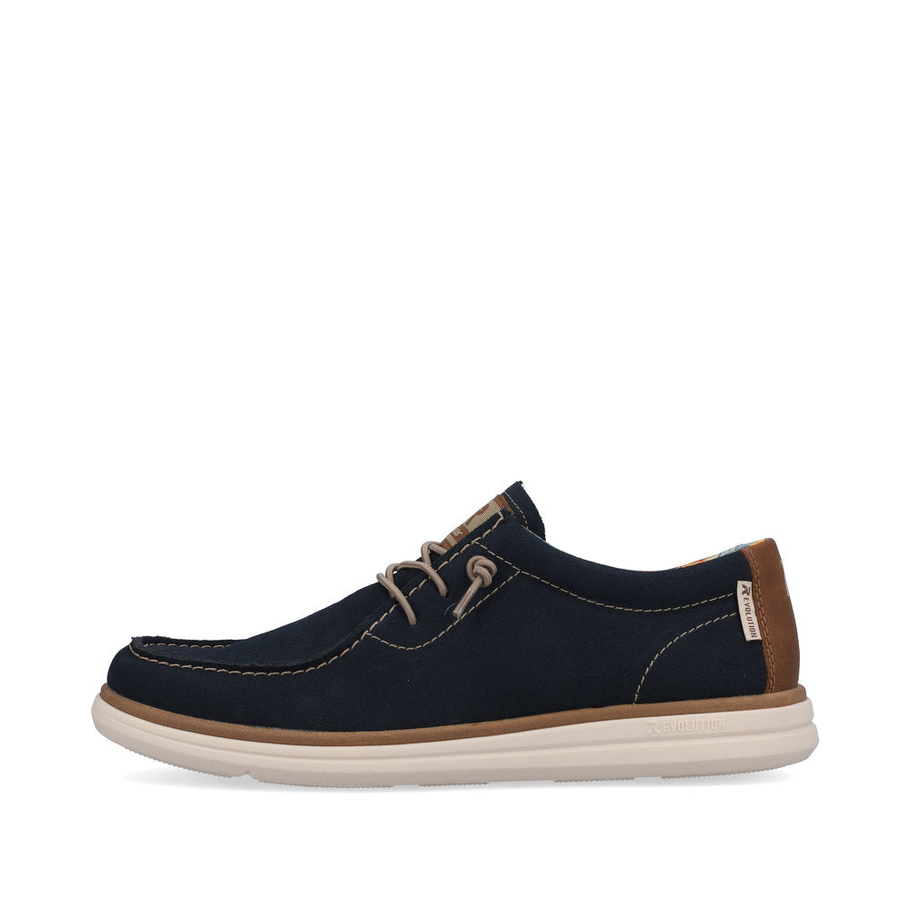 U0602 Lace Up Sneaker