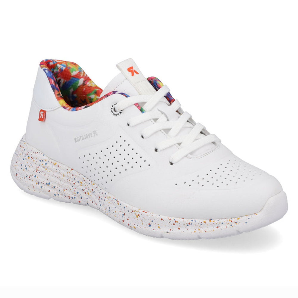 W0402 Lace Up Sneaker