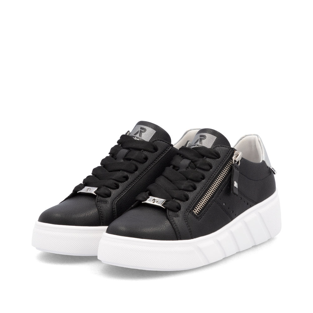 W2605 Lace Up Sneaker