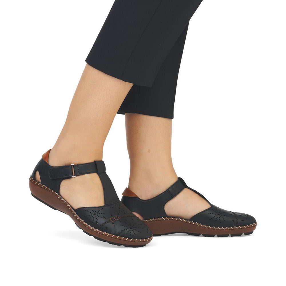 44882 Casual Shoe