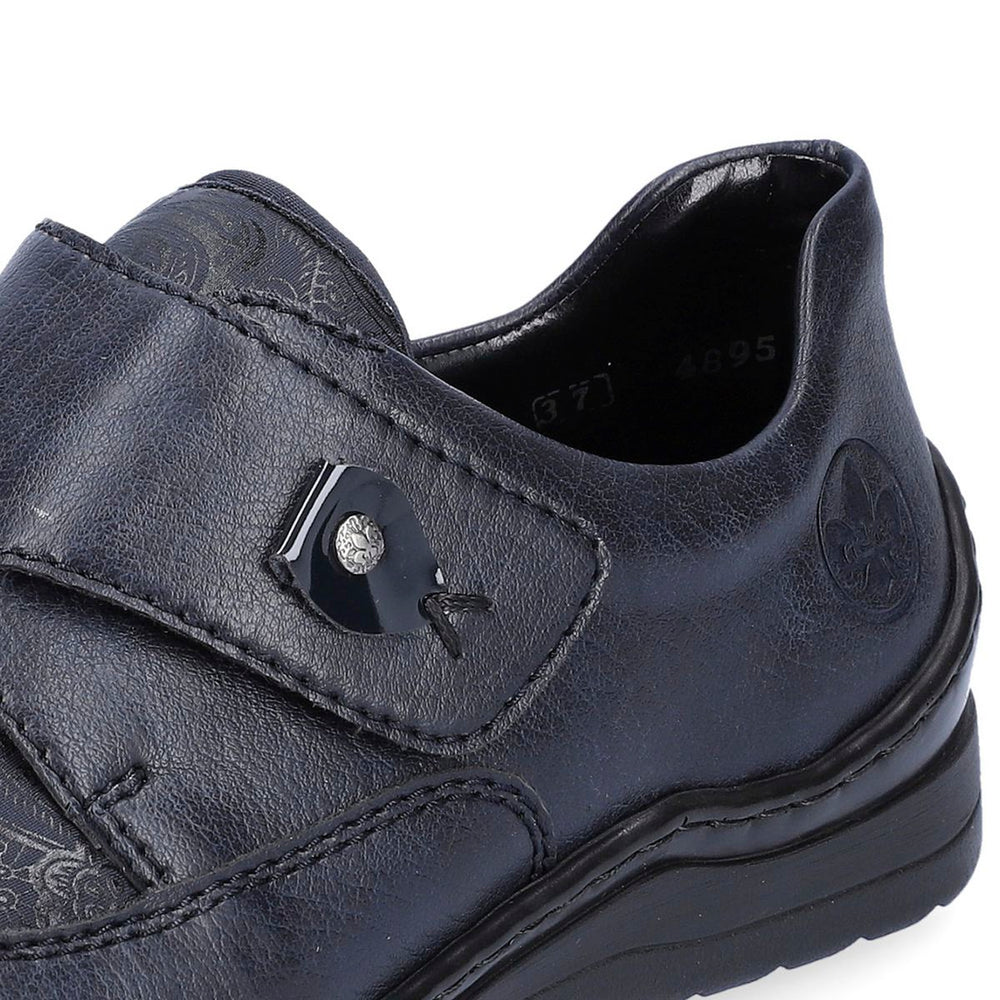 48951 Casual Velcro Shoe
