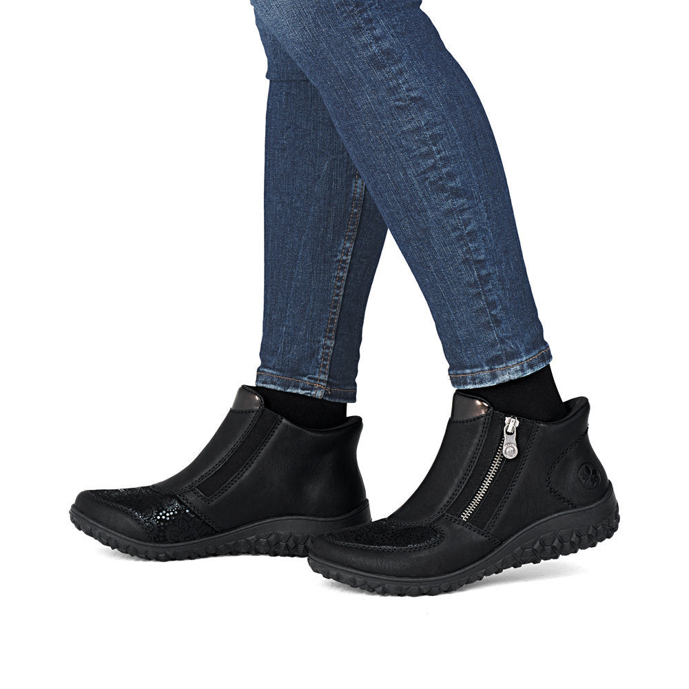 Rieker 59558 Ready to Go Ankle Boots in Black