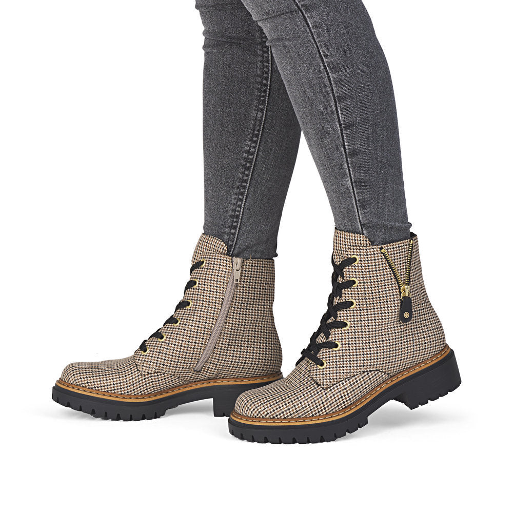 Rieker 72617 Biker Boot in Beige