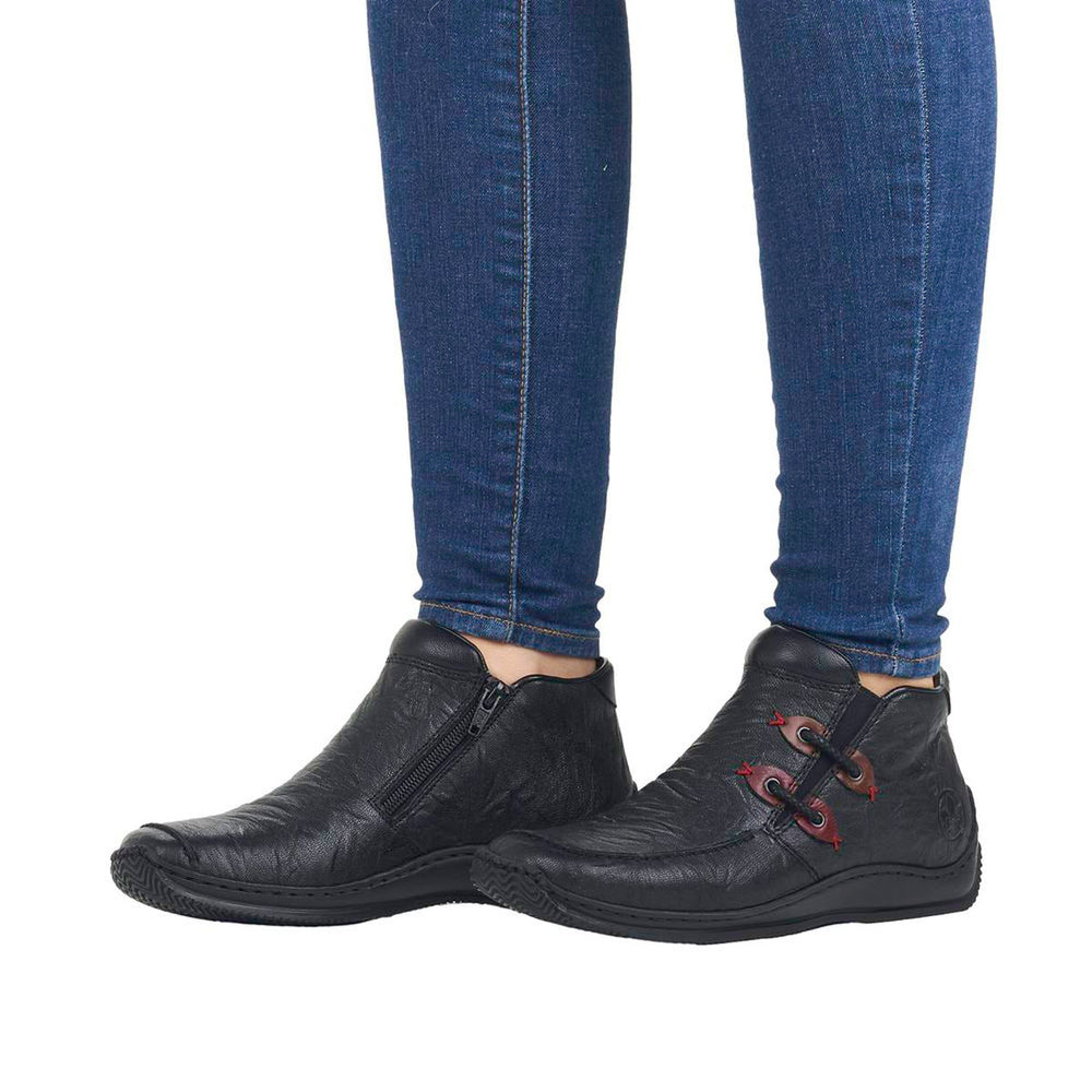 L178 Low Boot