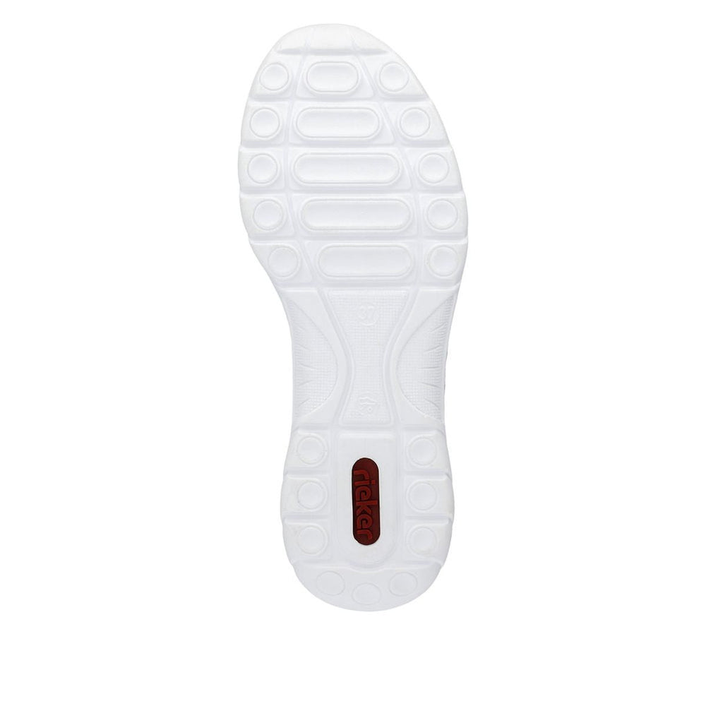 L3259 White Slip ON Shoe