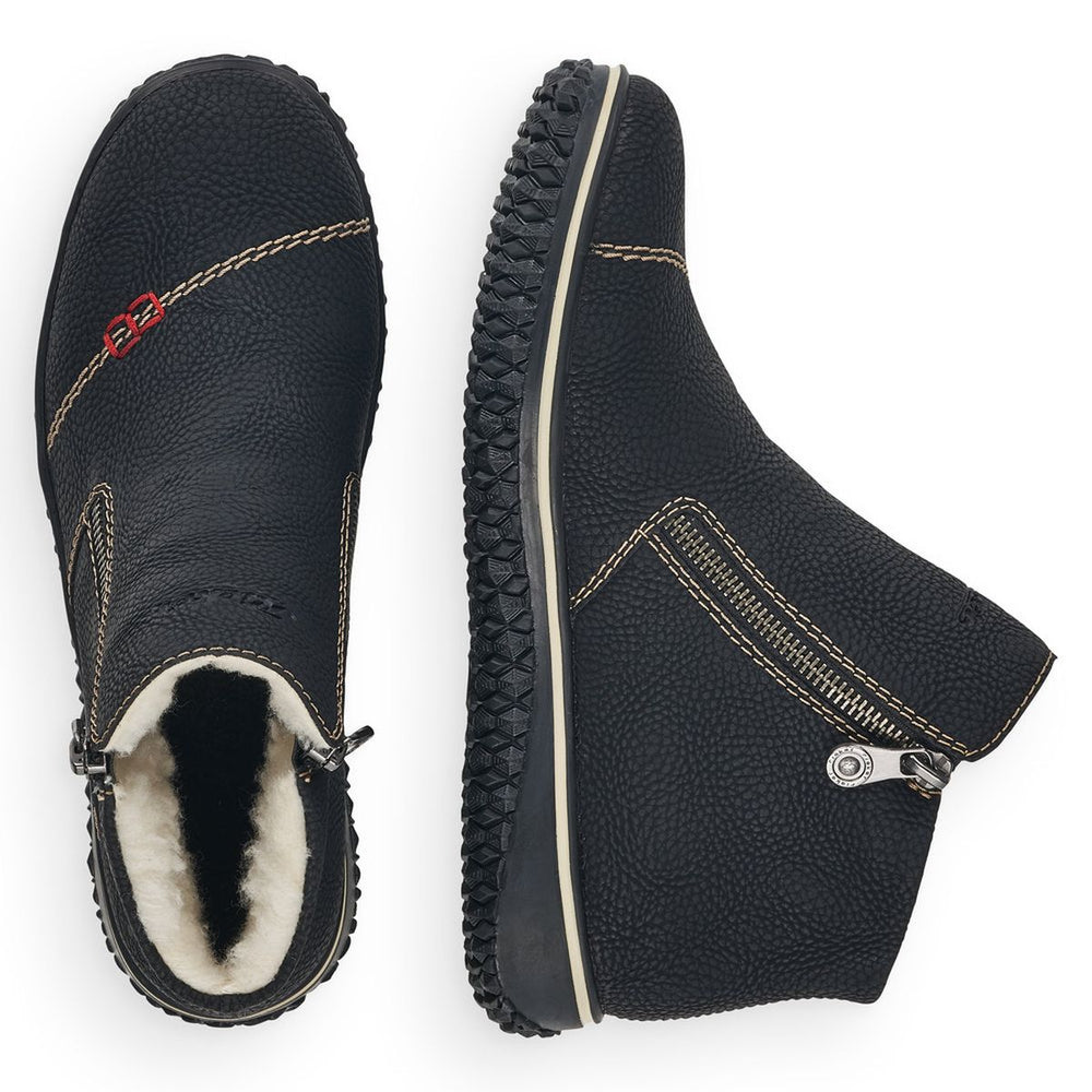 L4270 Urban Black Ankle Boots