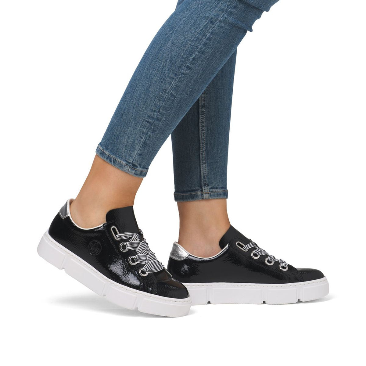 N59A1 Glossy Black Sneakers