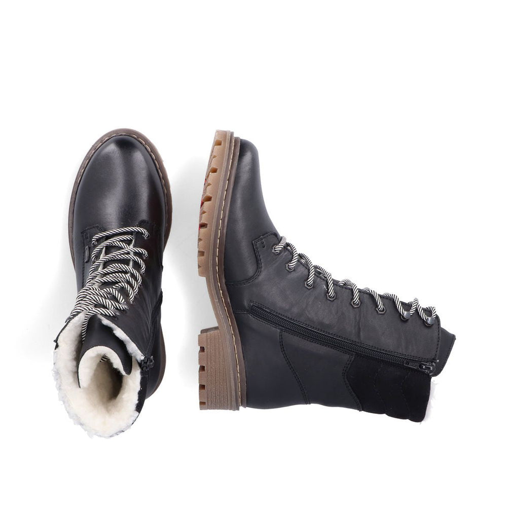 Y9232 Lace Up Boots