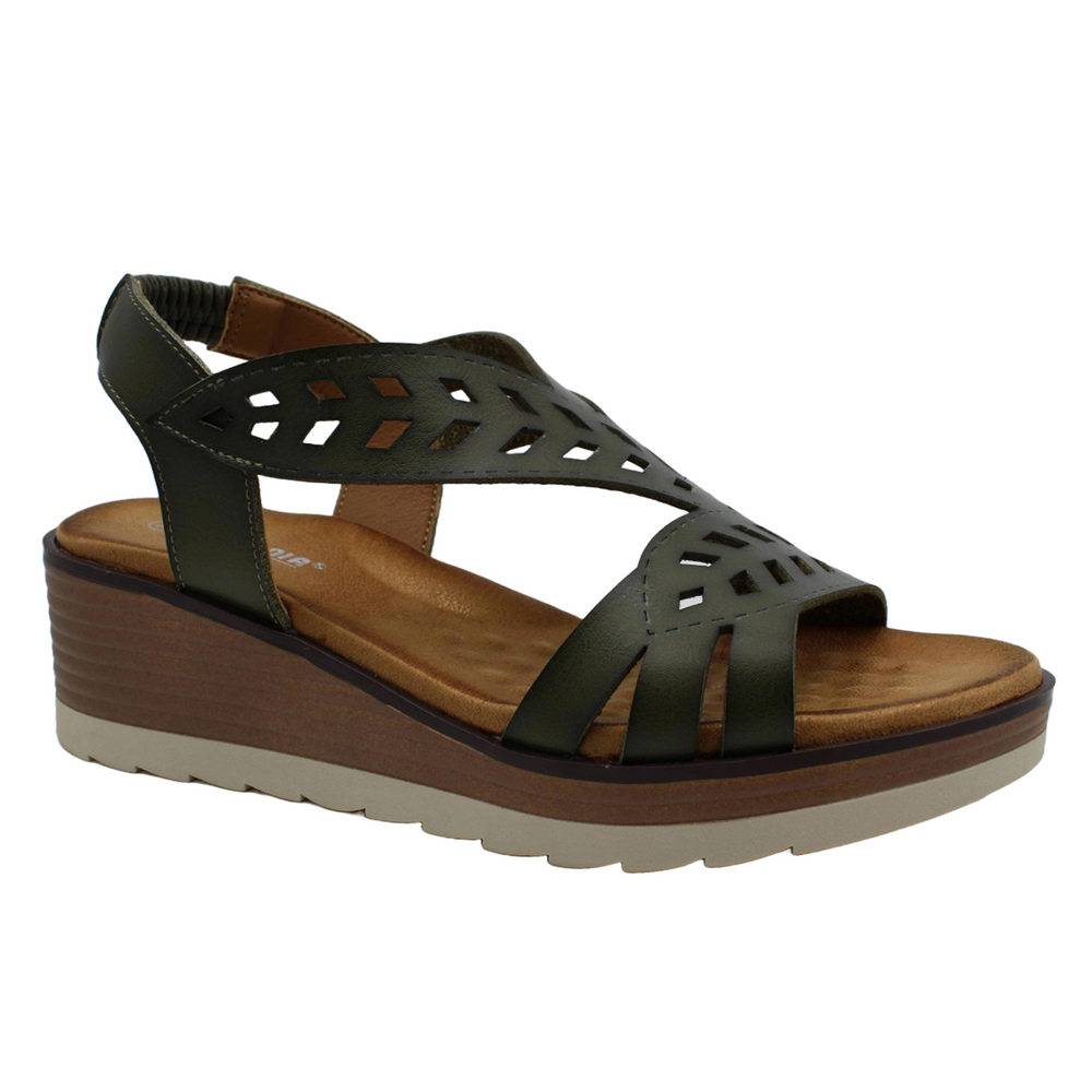 S5586 Wedge Cutout Sandal