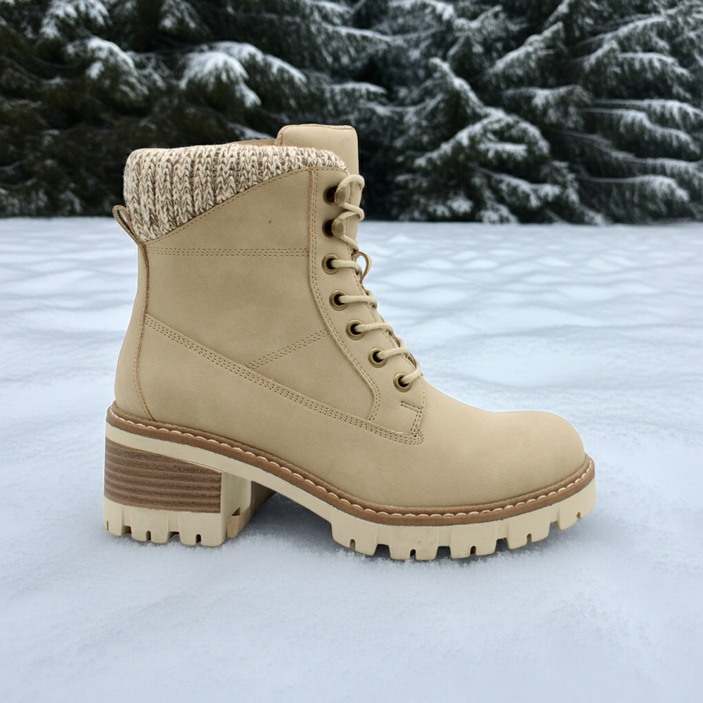 #7000 Lace Up Boots