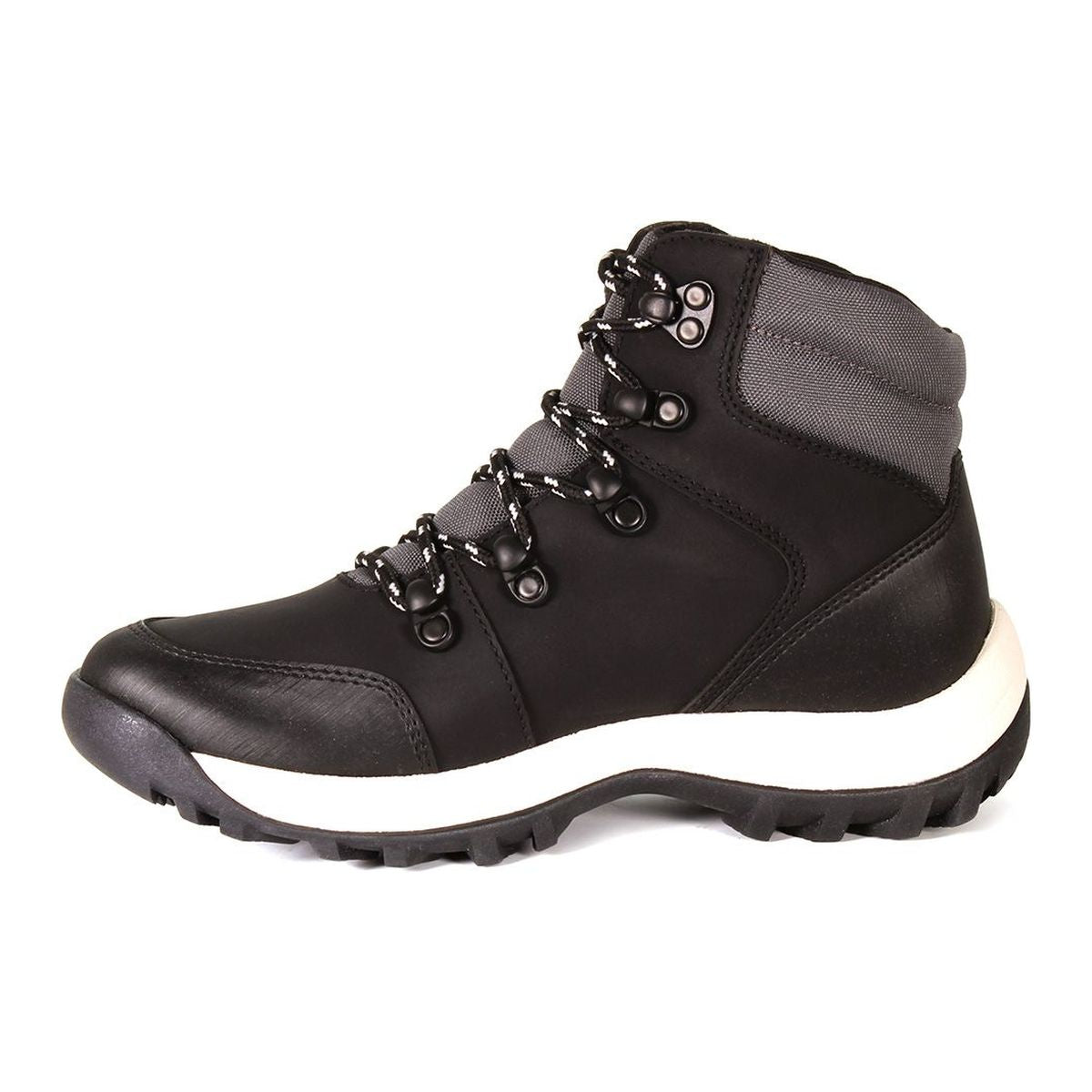 Wanderlust Bromont Women's Sneaker Boot In Black